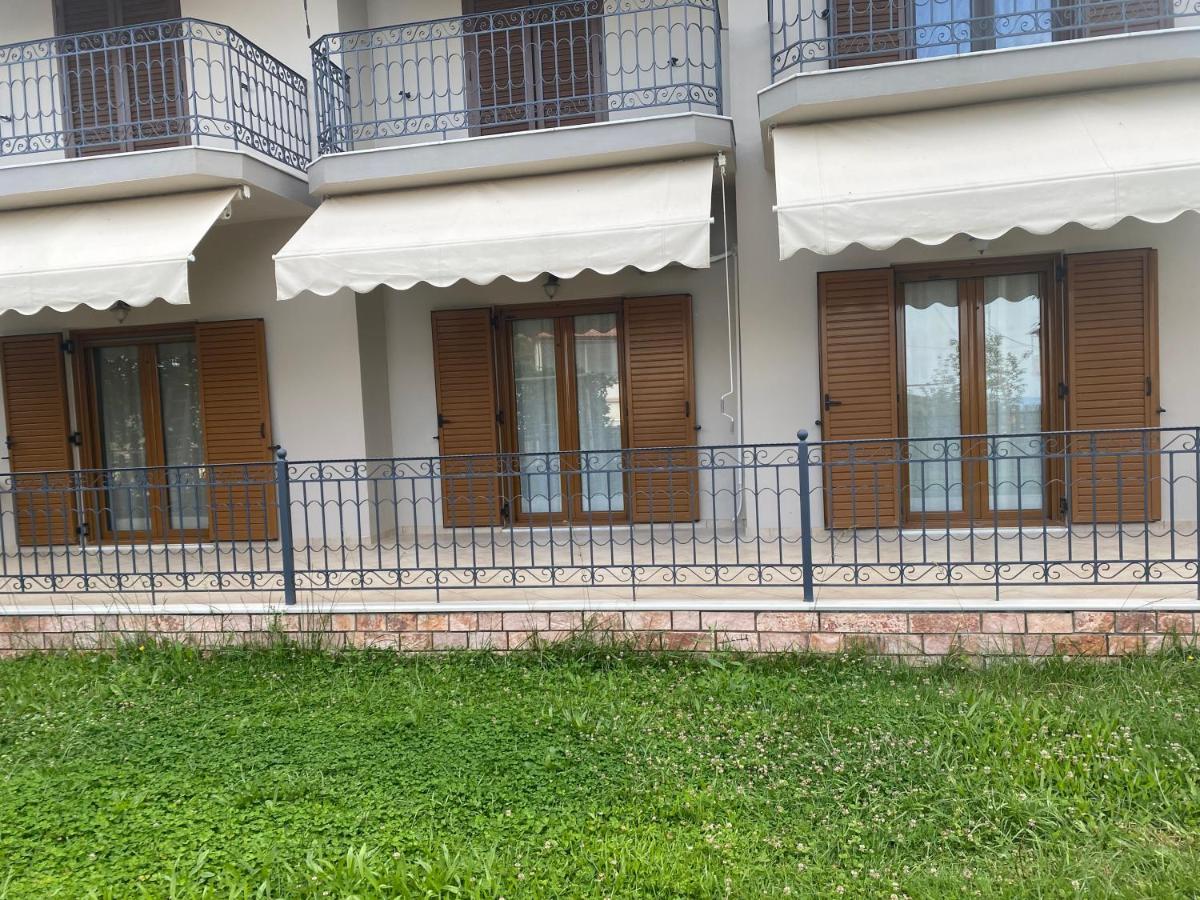Coral Apartments Parga Exterior photo